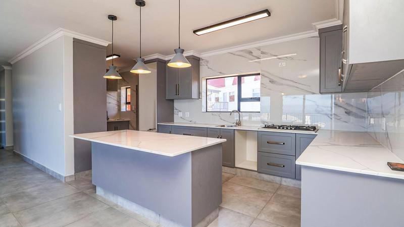 4 Bedroom Property for Sale in Dana Bay Western Cape